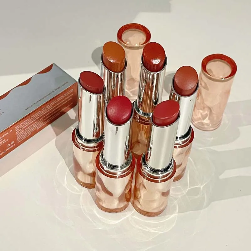 Lápiz labial con luz de espejo - Beauty Without Makeup reseña y precio