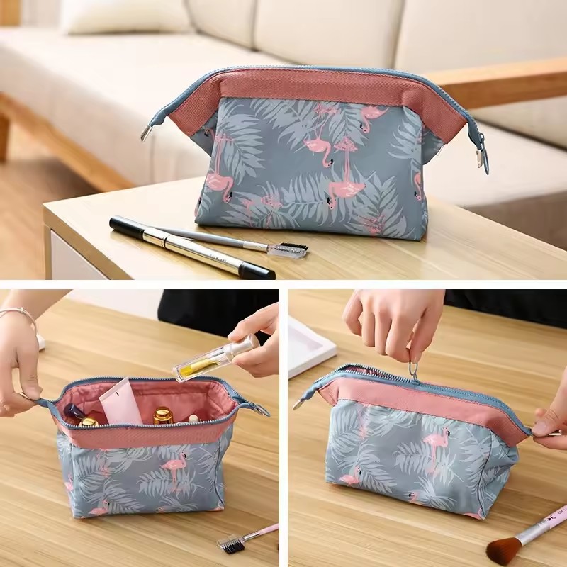 Nueva Bolsa de Cosméticos de M - Beauty Makeup Women reseña y precio